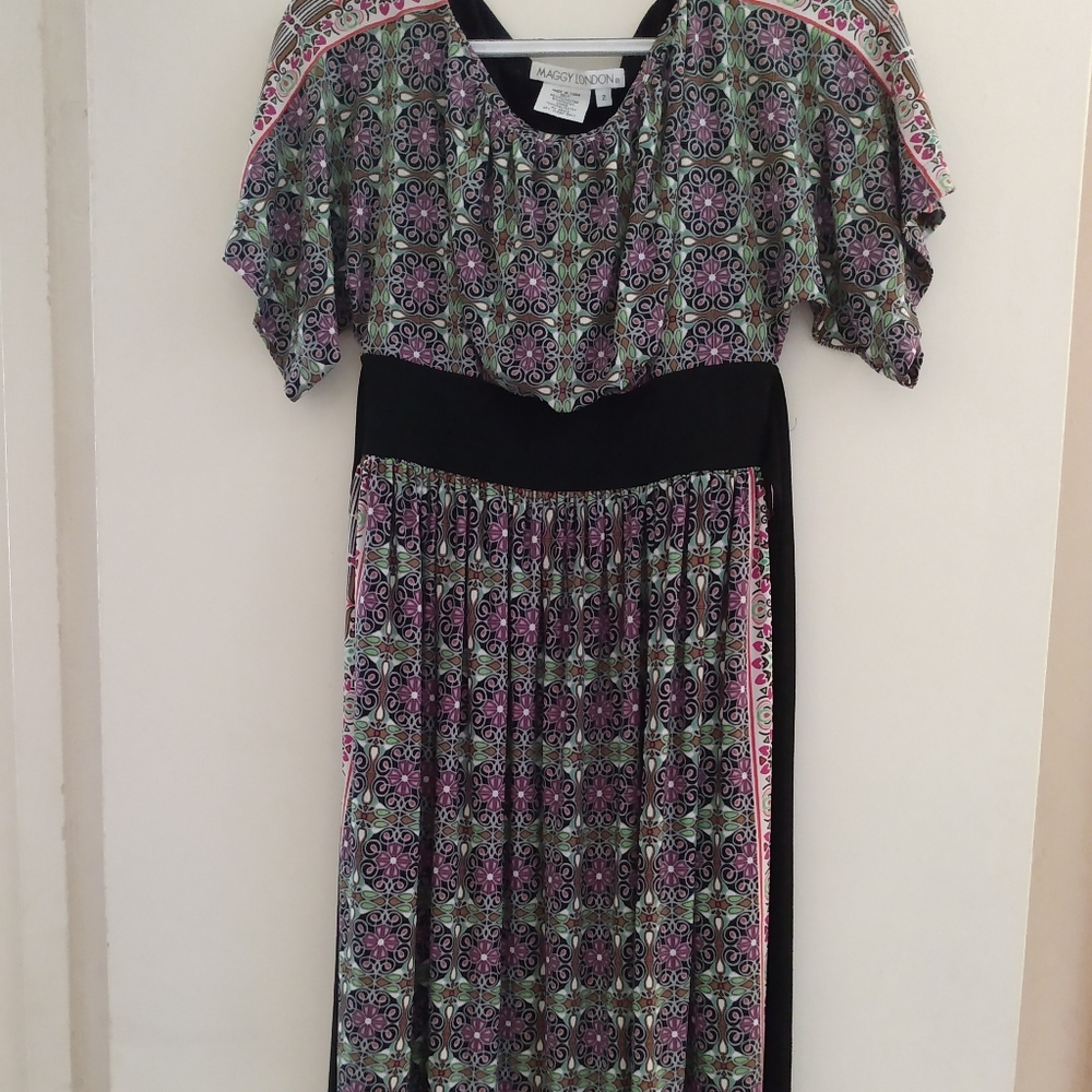 NWOT Maggy London dress size2 medium fit